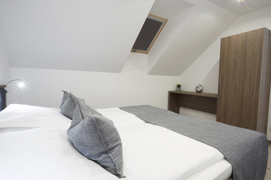 Foter Apartman Villany Exterior photo